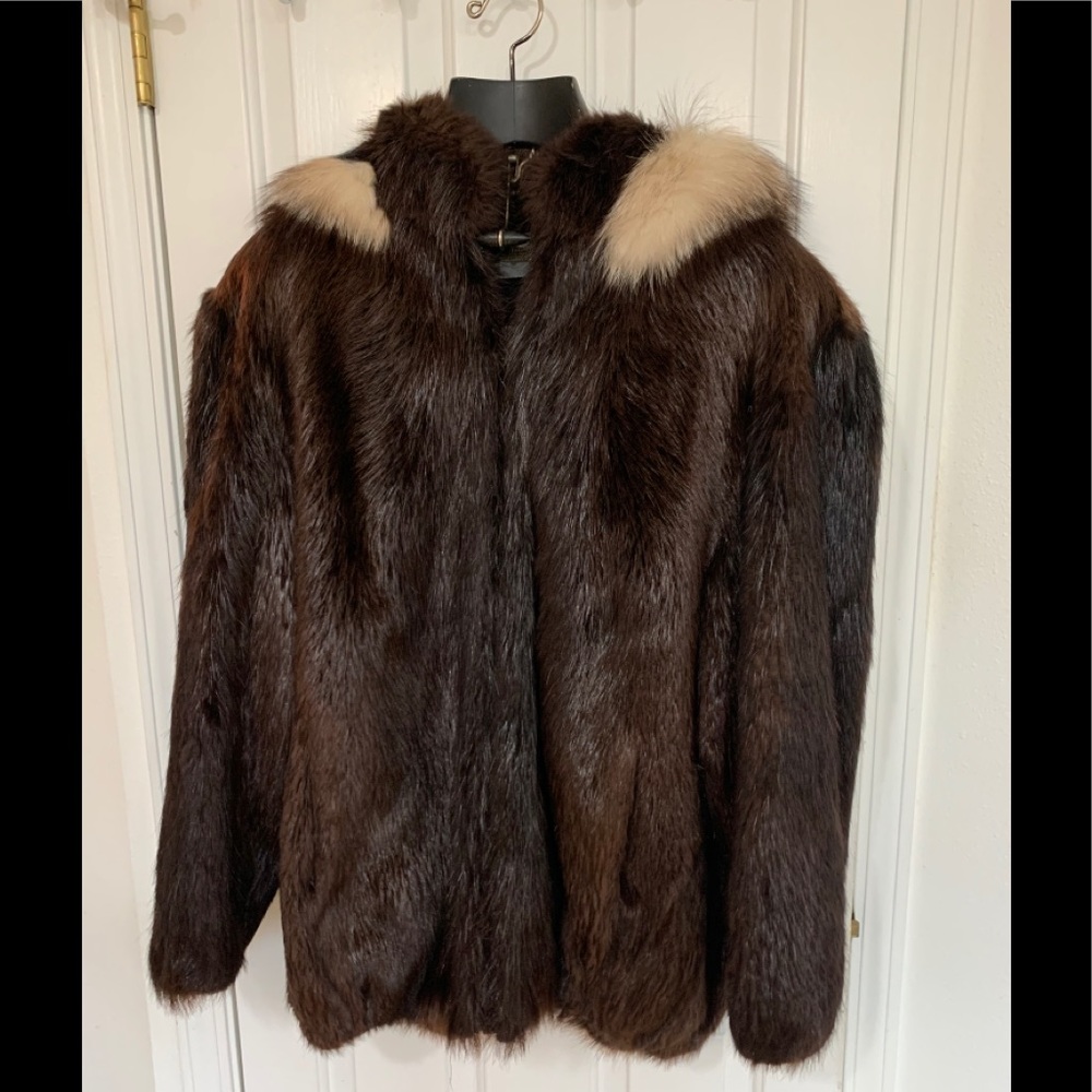 Vintage! Women’s Authentic Beaver Fur Jacket